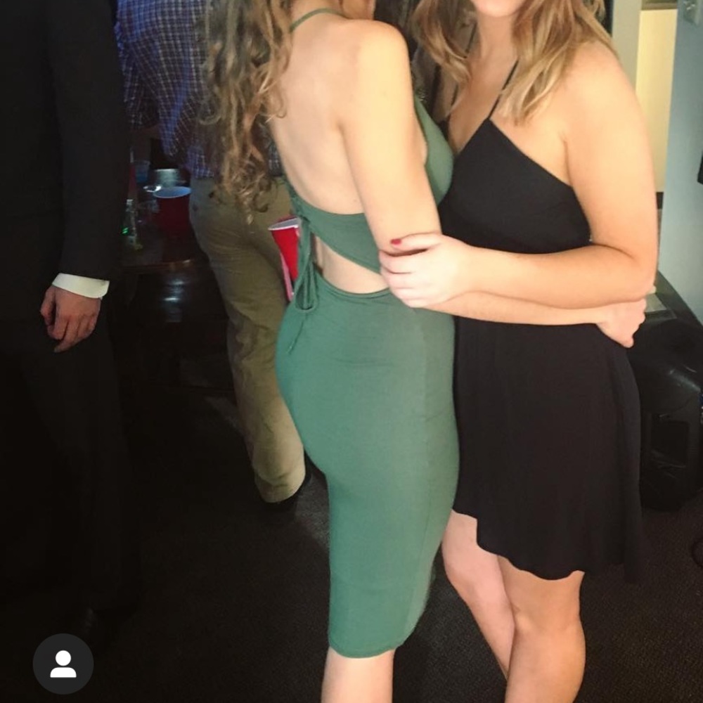 ✨ SOLD ✨ cut out midi dress